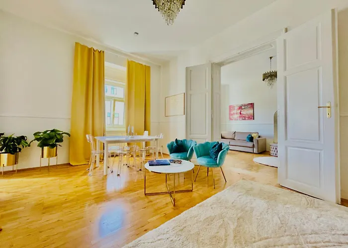 아파트호텔 Apstay Center Deluxe ǀ Parking Option ǀ Self Check-in 3*