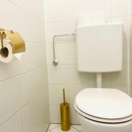 Apstay Center Deluxe ǀ Free Parking ǀ Self Check-in Apartmanhotel