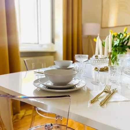 Apartmanhotel Apstay Center Deluxe ǀ Free Parking ǀ Self Check-in *