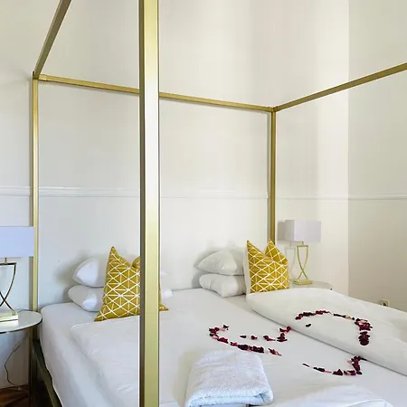 Hotel apartamentowy Apstay Center Deluxe ǀ Parking Option ǀ Self Check-in 4*