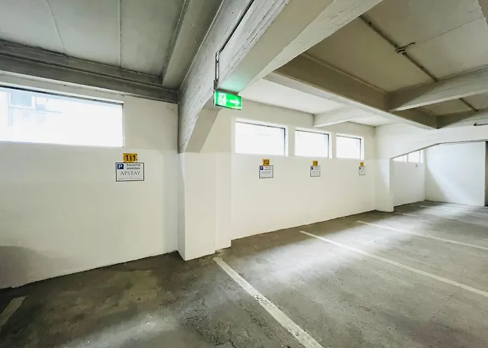 Apstay Center Deluxe ǀ Parking Option ǀ Self Check-in Apartahotel 3*